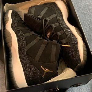 Jordan 11 retro premium